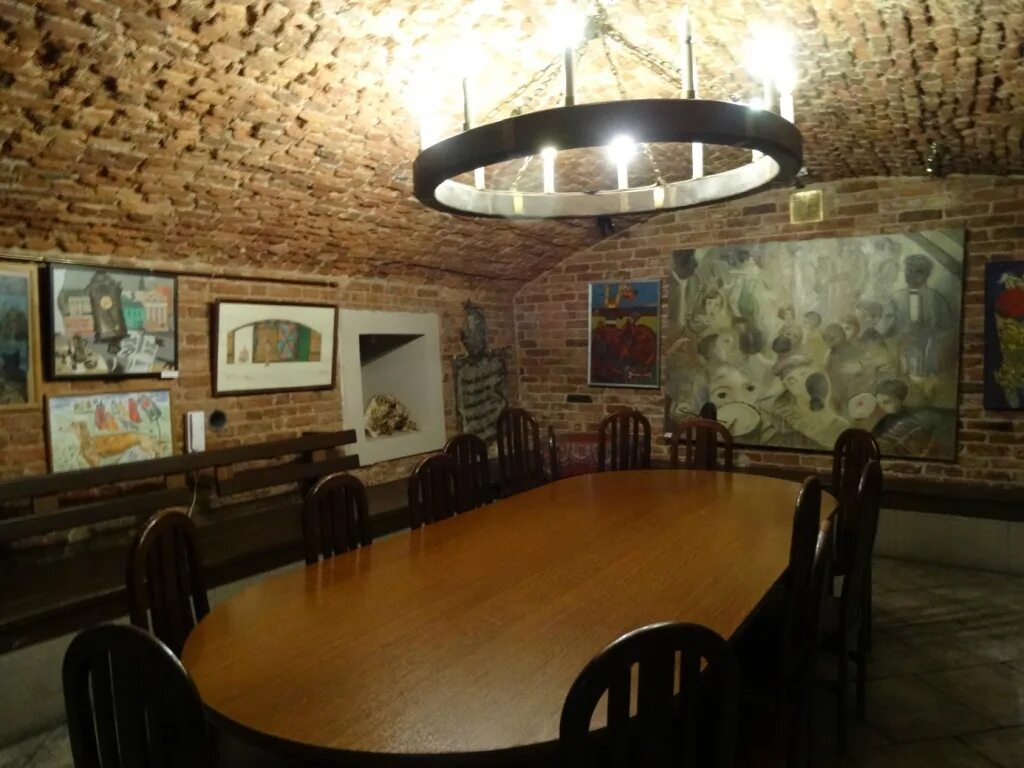 кафе подвал бродячей собаки. кафе подвал бродячей собаки. кафе бродячая собака серебряный век. сайт кафе бродячая собака. сайт кафе бродячая собака.