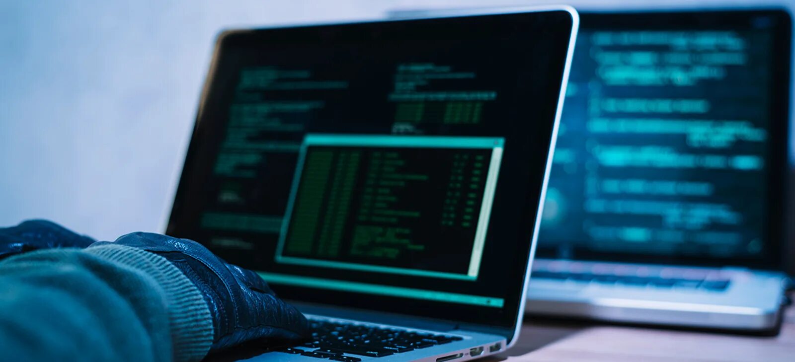 Ethical hacking. Печатание хакера на ноутбуке. лекарство для хакеров. ethical hacker. дикий интернет.