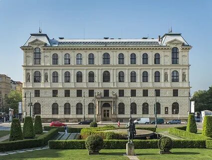 Высшая школа прикладного искусства