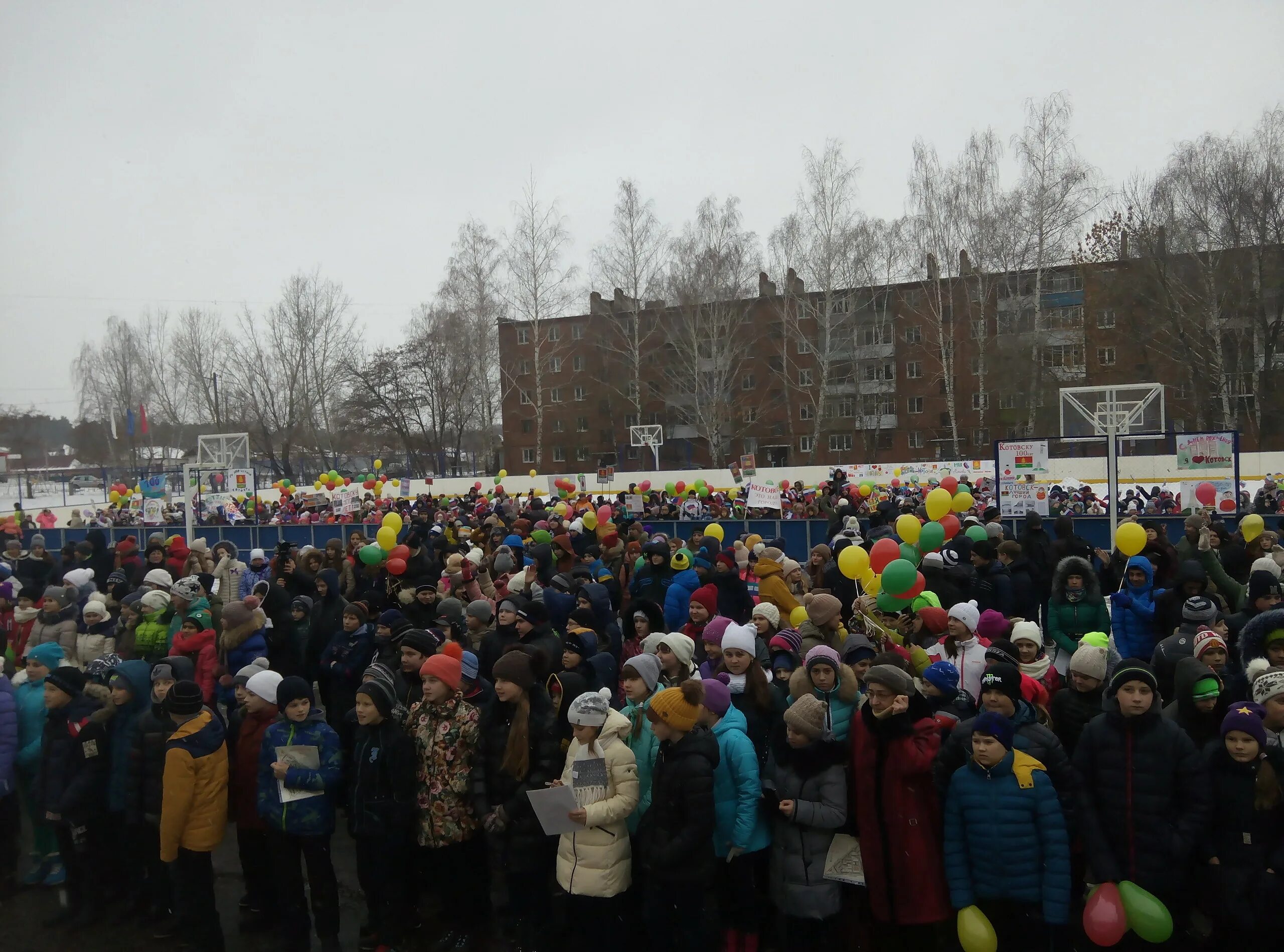 Погода село котовское. Котовск Тамбовская область. Котовск Тамбовская область население. Дискотека в Котовске Тамбовской области. Котовск Тамбовская область школы.