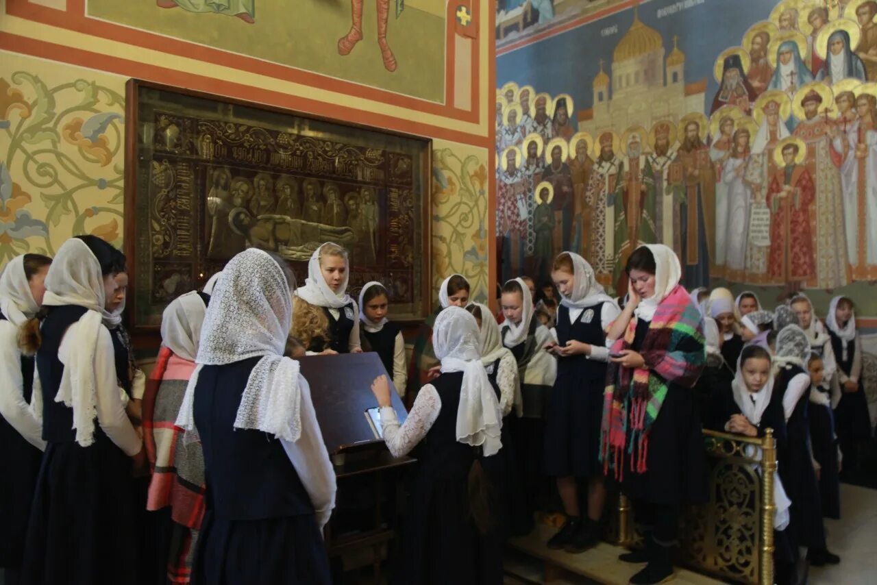 Топорково сергиево-посадский интернат. Школа сергия отзывы. Школа сергия отзывы. Школа интернат им преподобного сергия. Образование православное фото.