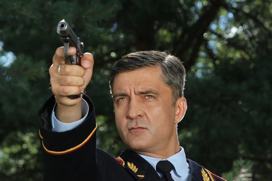 Шеф 5 9. Андрей чубченко шеф расторгуев. андрей чубченко в сериале шеф. андрей чубченко шеф 5. виктор расторгуев шеф.