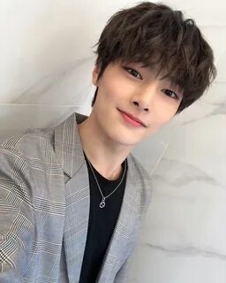 Stray kids цвет глаз