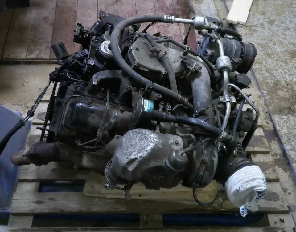 Купить дизель в перми. Nissan Patrol 5.6 v8 2023. 6.5 Detroit Diesel. 6.2 Detroit Diesel v8. GM Diesel 6.5 v8.