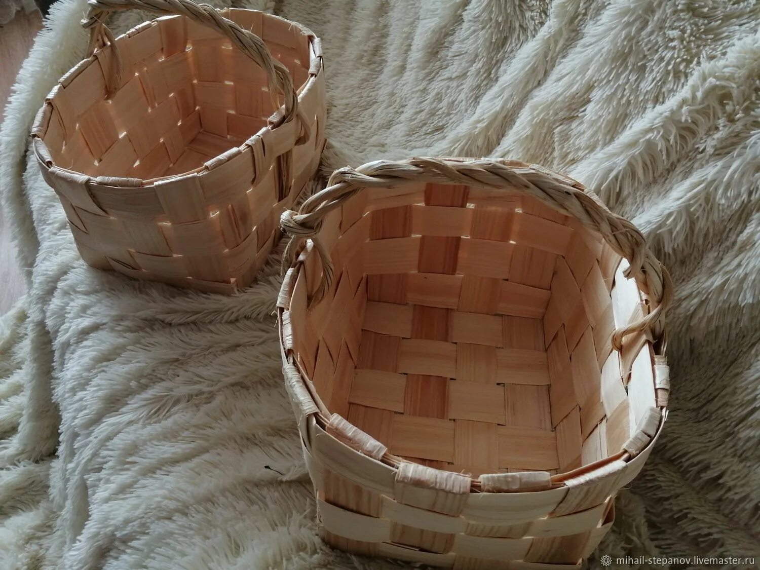 Корзины из сосновой дранки. Корзина из щепы. Корзина плетеная из щепы. Корзинки из щепы. Корзина сосновой дранки.