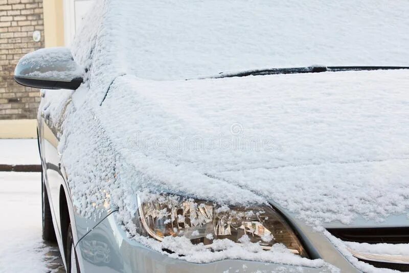 Авто по свежему снегу следы. Cars covered in Snow. Машина с картошкой зимой. Свежий слой недавно попавшего снега.