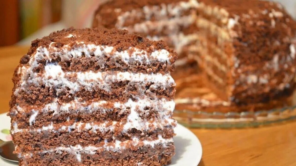 Домашние торты. Вкусный торт. Шоколадно сметанный торт. Шоколадный торт со сметанным кремом.