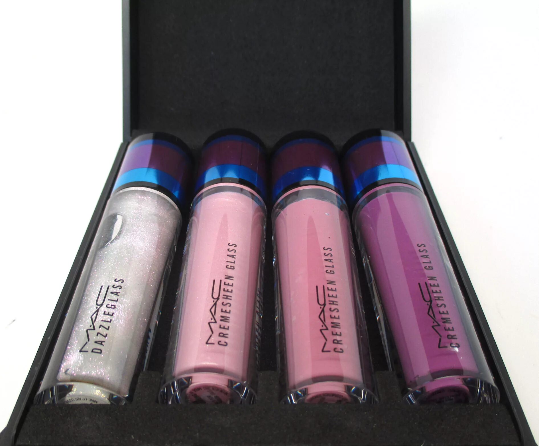 Mac glow play lip. Наборы блески для губ от «мак ». блеск для губ mac allure lip. блеск для губ mac dezz. mac primordial блеск для губ.