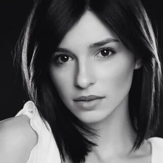 Anna 30