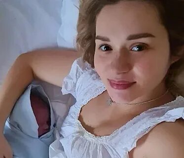 18 летняя россиянка родила