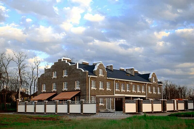 коттеджный поселок жемчужный. поселок камышеваха. жемчужина разлива коттеджный поселок. котеджный посёлок жемчужный астрахань. поселок жемчужный ростовская область.