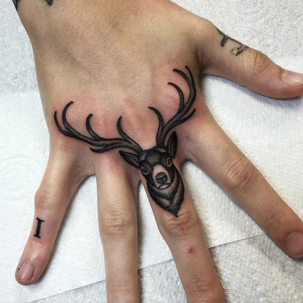 El tattoo