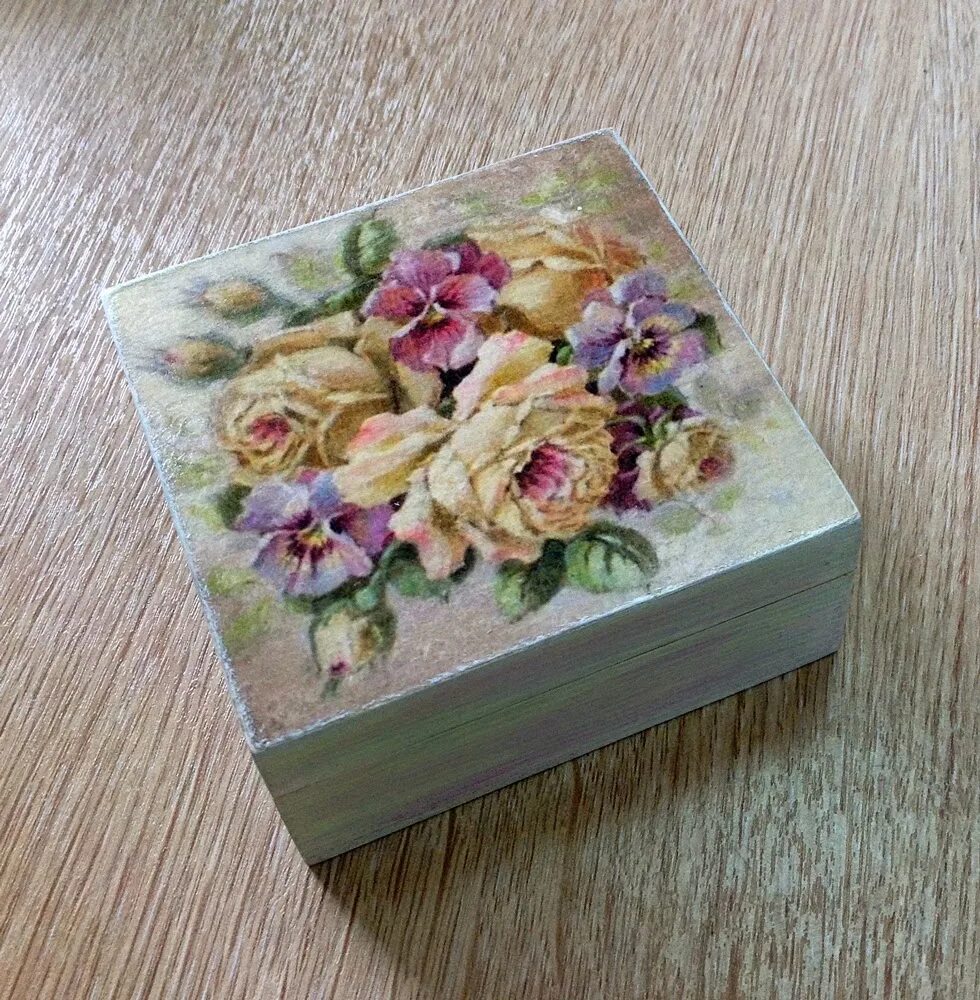 Мк декупаж. Декупаж шкатулки. шкатулка для декора. декор деревянной шкатулки. шкатулка с объемным декором.
