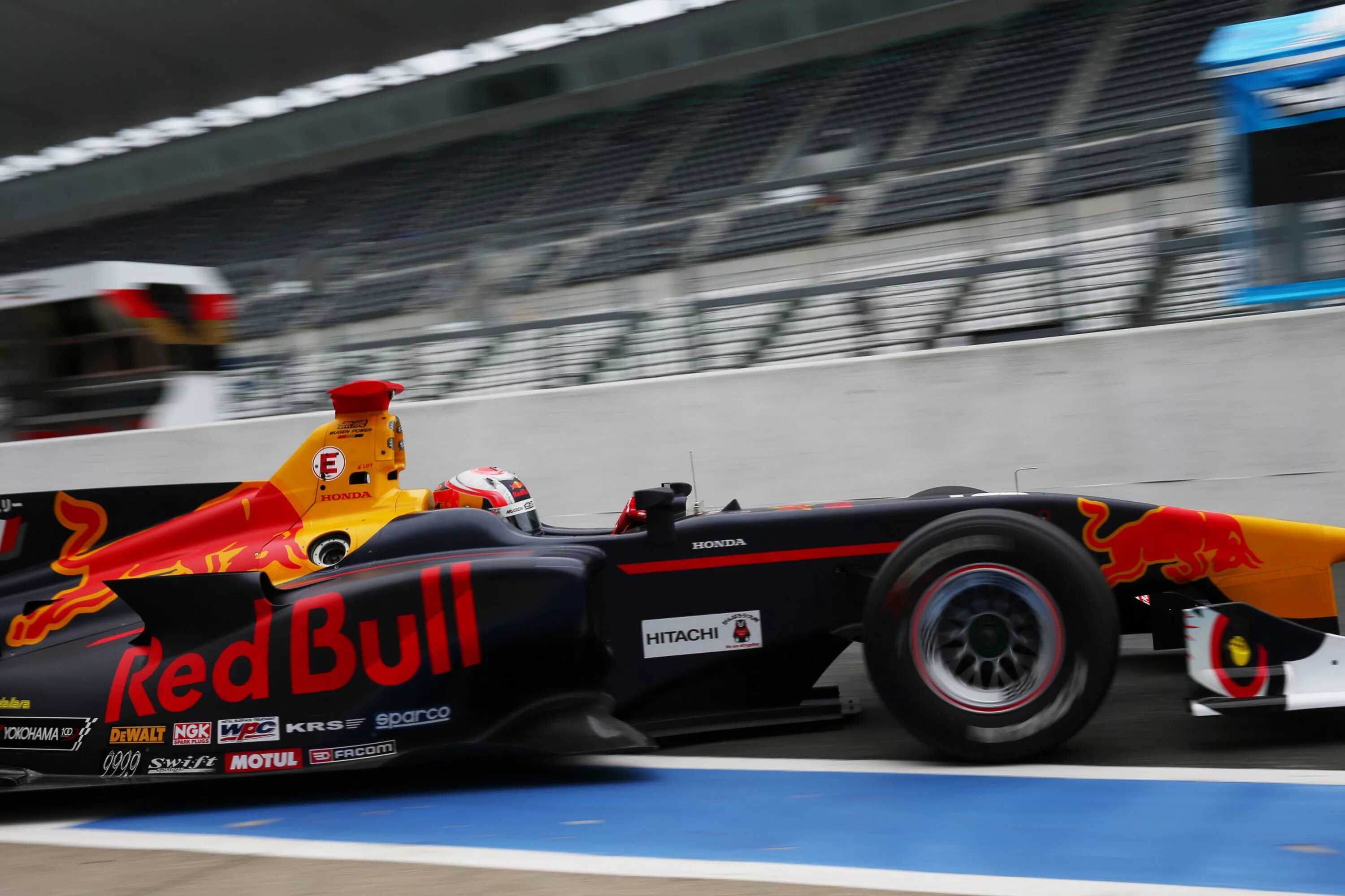 Супер формула. Super formula team mugen 2025. гонки супер формула. супер формула 2025.