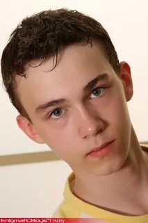Harry is a new gay teen star at Enigmatic boys. 