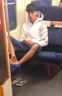 Guy public