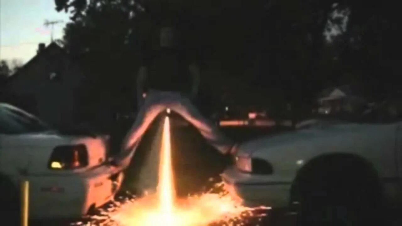 Села на свечку. Человек со свечой в темноте. Христианские традиции фото свечей. Мотыльки вокруг свечи. Курск религиозный.