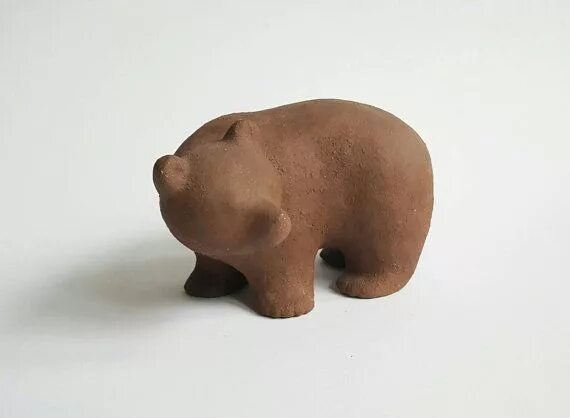 Мишки керамические. Фигурка медведя из глины. Медведь глина зима. Медведь глина зима. Медведь из глины.