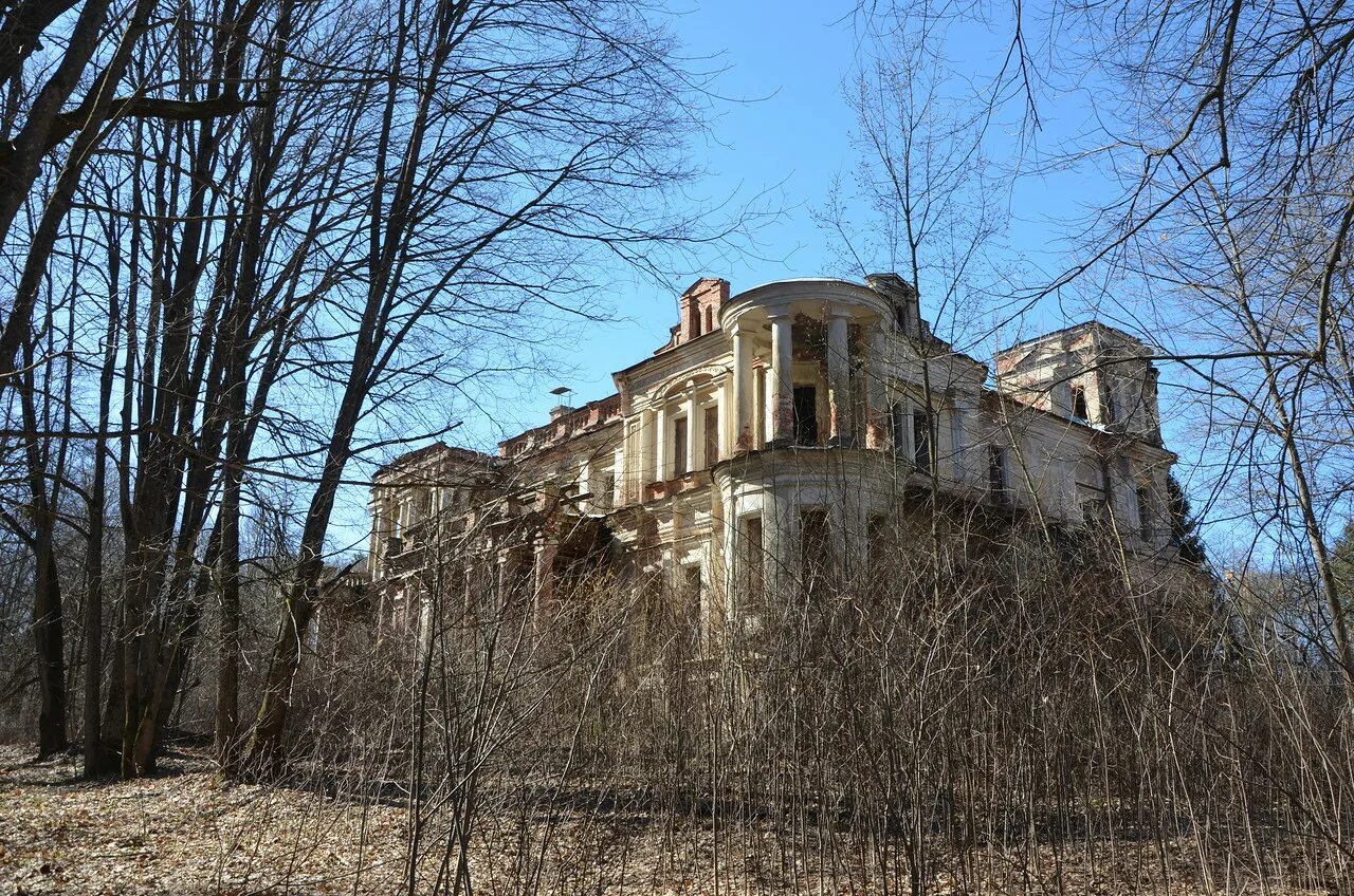 Типы усадьба. Усадьба степановское-павлищево в калужской области. павлищев бор калужская область. усадьба павлищев бор. усадьба павлищев двор.
