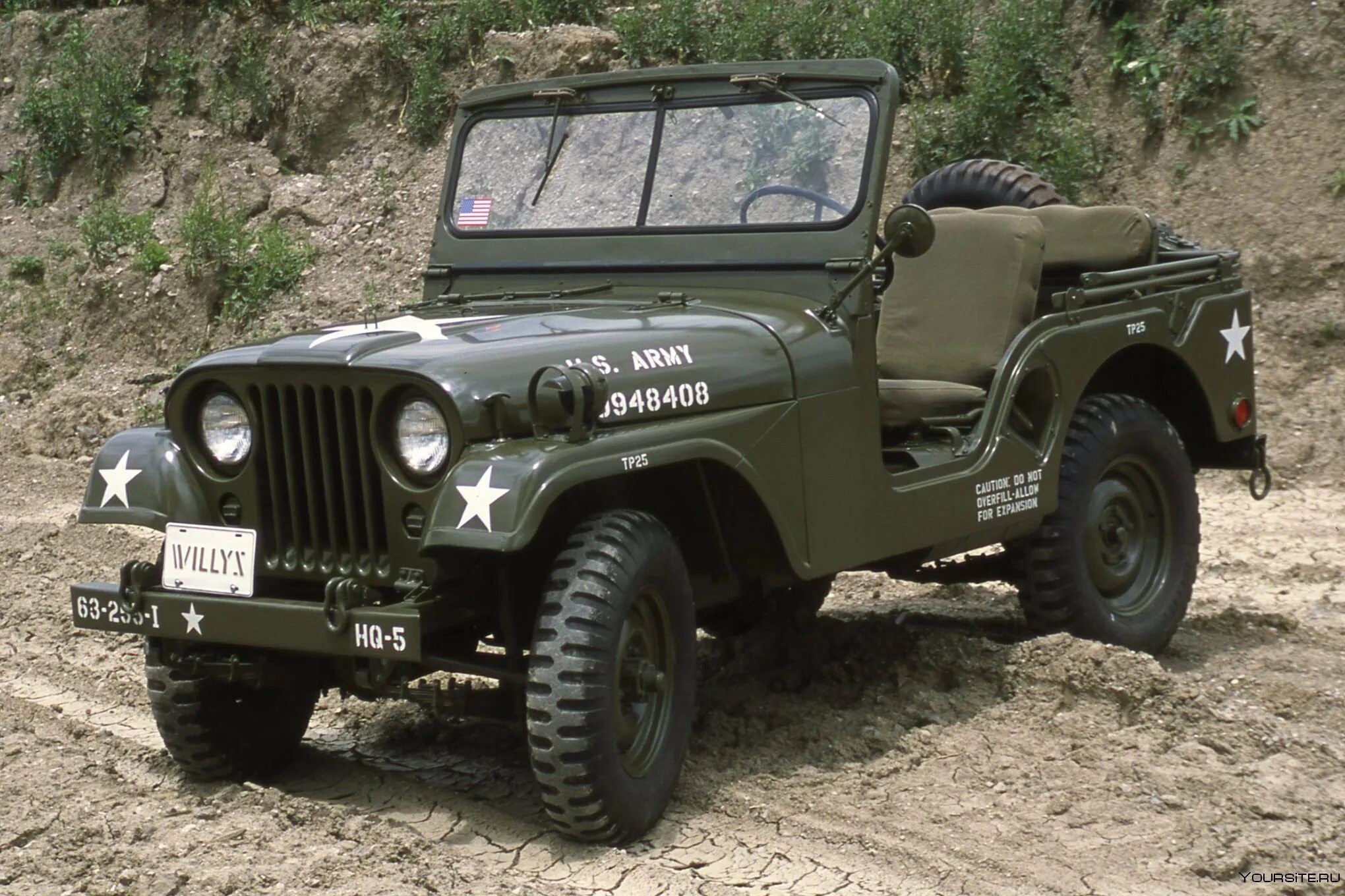 M151 mutt engine. Армейский джип. Военный джип махиндра. Армейский джип. Hmmwv m-998 [1984].