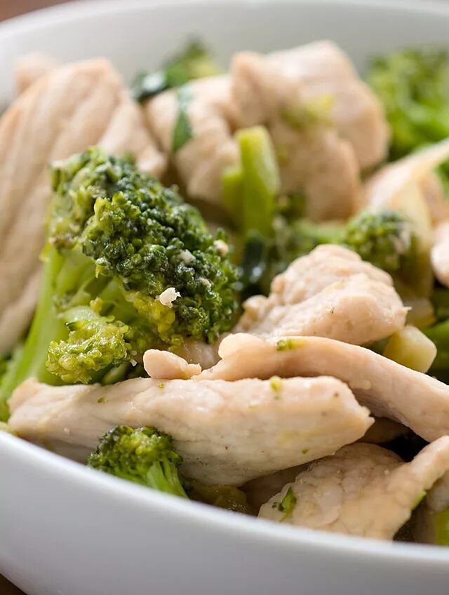 Easy Chicken Broccoli Stir Fry Recipe Yummly Recipe Chicken broccoli stir fry, B