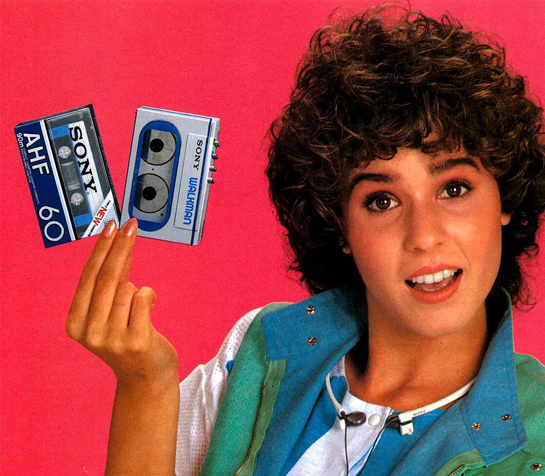Слушать песни без рекламы 80х. Walkman 80s. Реклама 80-х. Реклама 80е. Американская реклама 80х.