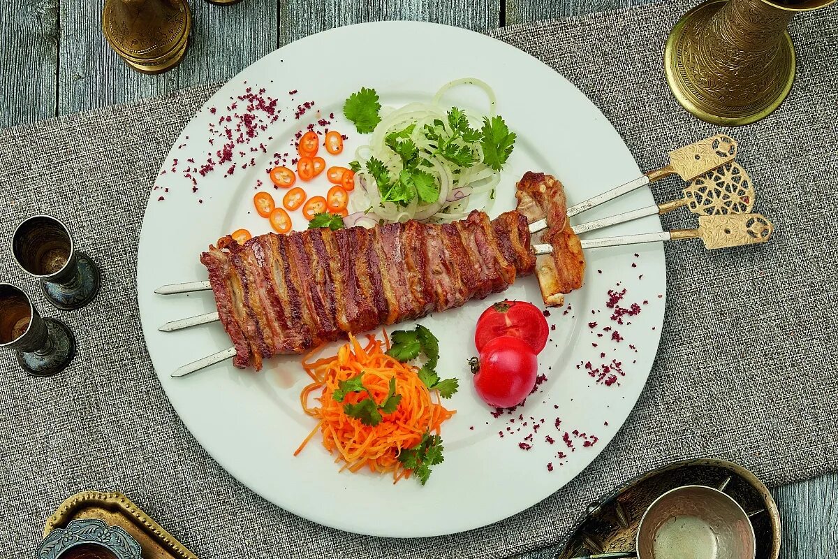наполеон шашлык узбекский. самаркандский шашлык наполеон. наполеон из говядины. шашлык из говядины. самаркандский шашлык наполеон.