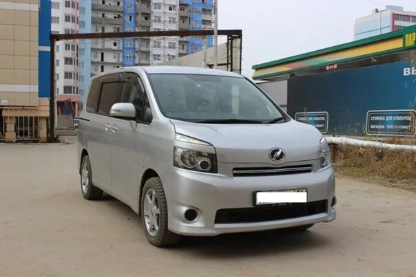 Тойота вокси 2007. Тойота вокси 2007. Тойота вокси 2001. Toyota voxy r70. Тойота вокси 2007.