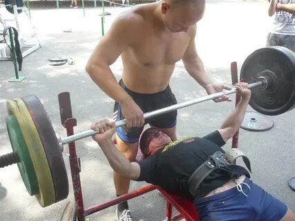 Жим в экипировке