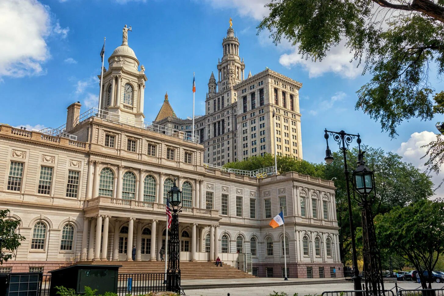 Мэрия Нью-Йорка здание. Сити Холл Нью-Йорк. Ратуша Нью-Йорка. City Hall в Нью-Йорке.