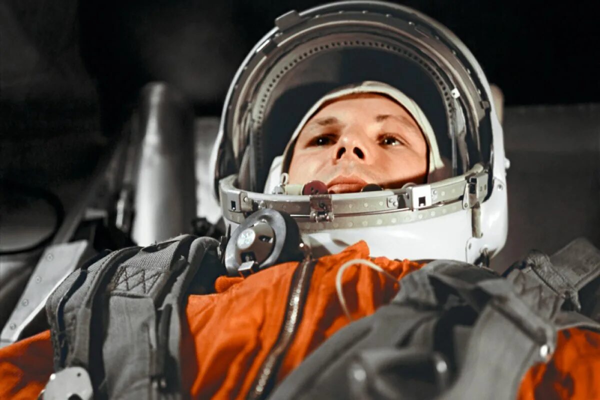 Видео первый полет гагарина. Космонавт 1961 Гагарин.