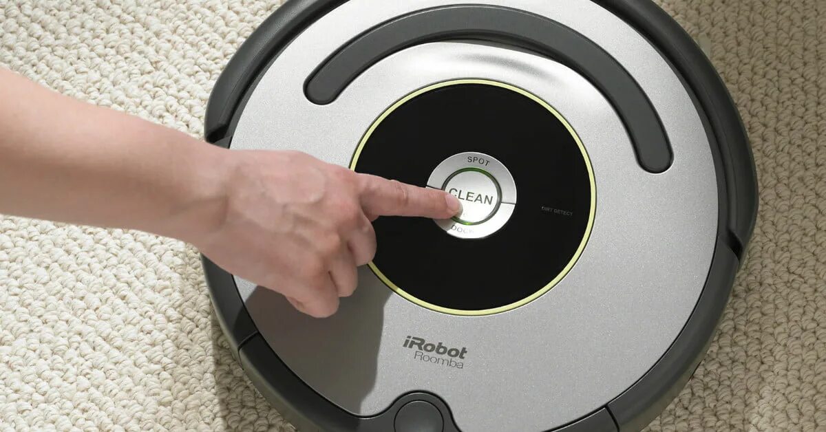 Алиса запускает робот пылесос. Irobot 698 e 5. cleanel k250a робот пылесос. робот пылесос с полосканием салфеток. робот пылесос крутится вокруг себя.