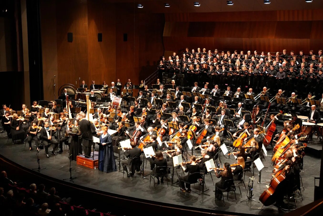 Orchestra. Тульский филармонический симфонический оркестр состав. Что такое симфония и симфонический оркестр. Ольстерский симфонический оркестр. Симфанически йоркестр.