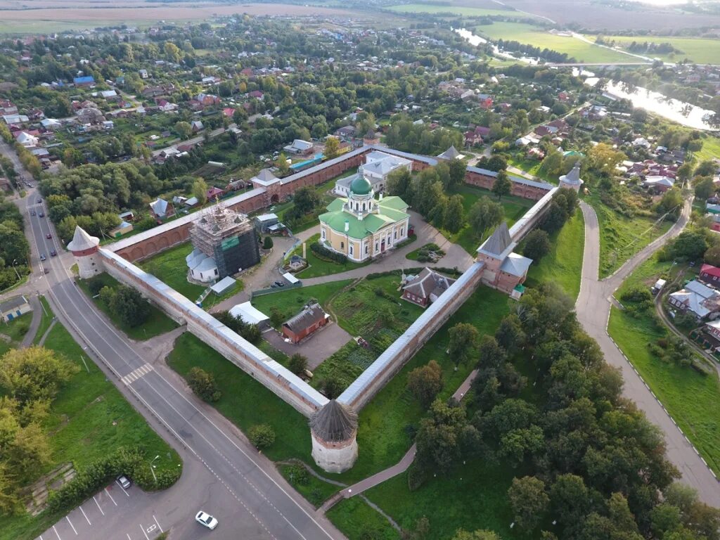 Путешествие в Москву, Санкт-Петербург, Великий Новгород, Владимир, Суздаль час