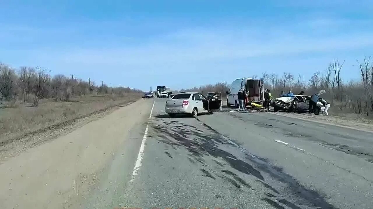 Чп в чапаевске сегодня. Авария под Чапаевском Самарской области. Авария на Самарской трассе сегодня. Авария в Чапаевске вчера на трассе.