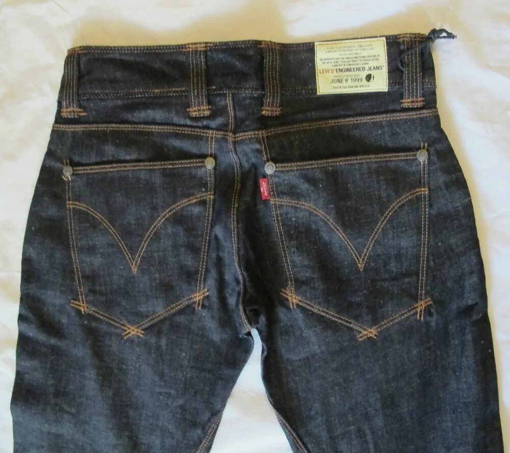 Levis engineered jeans 512. Джинсы levis engineered 10th. Левис мужской авито. Левис мужской авито. Мужские джинсы левайс 505.