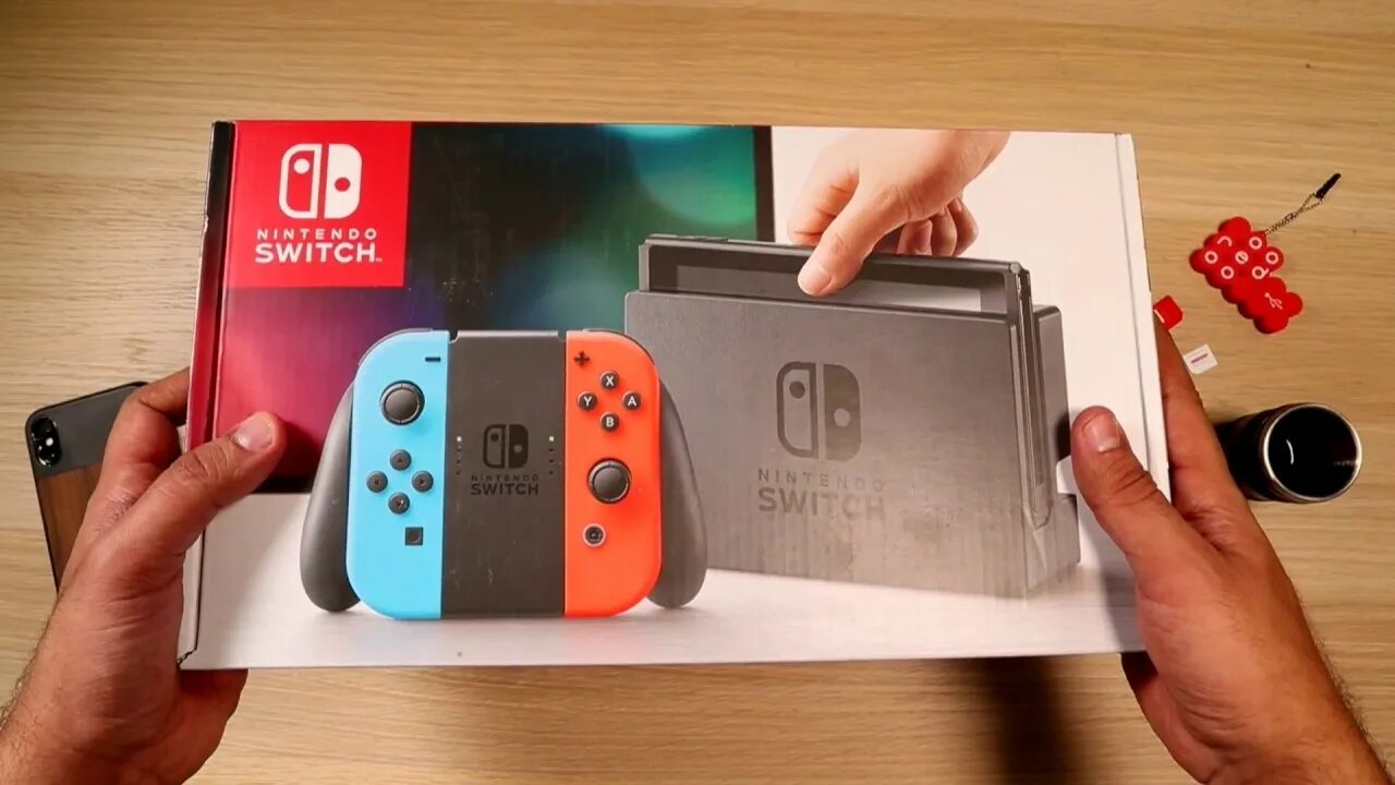 Nintendo switch rcm. Nintendo Switch 32 GB. Nintendo Switch анбоксинг. Nintendo Switch 2023. Комплектация Nintendo Switch Olde.