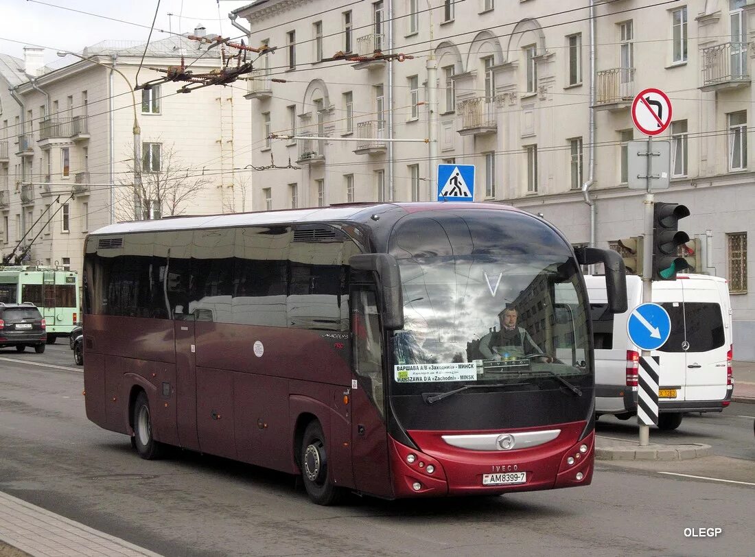 Маршрутка минск варшава. Автобусы в варшаве. минск автобус. минсктранс автобус минск варшава. маршрутка варшава минск.