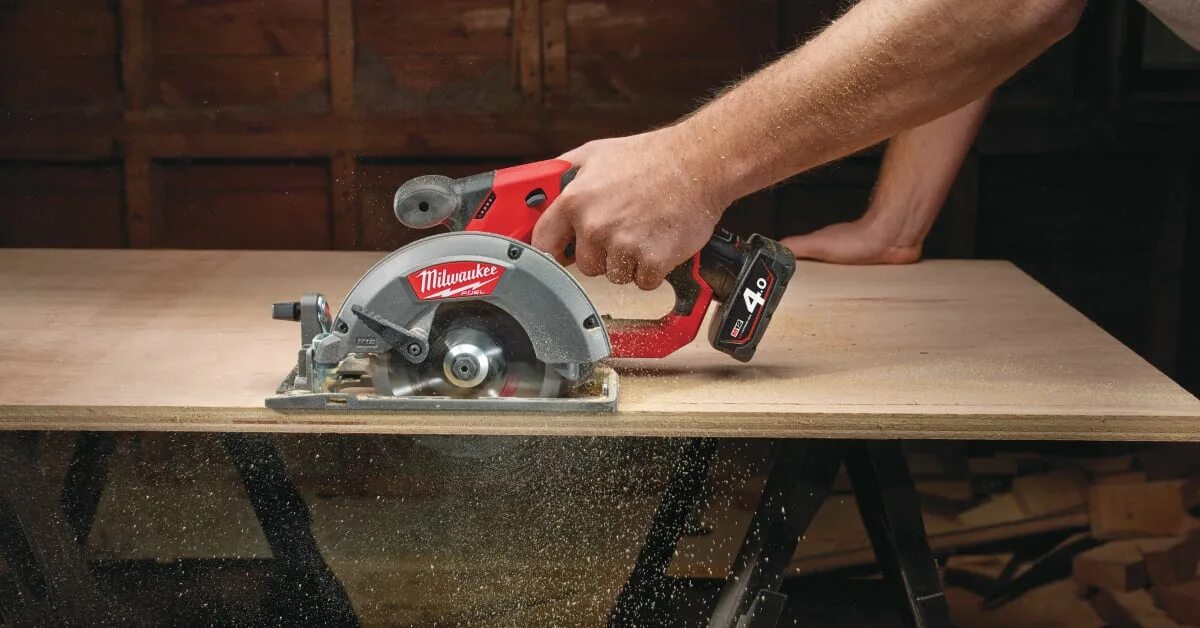 Vniissok v 18b пила циркулярная. Дисковая пила Milwaukee m12 ccs44-0. Ridgid циркулярная пила. Циркулярная дисковая пила 2003. Дисковая (циркулярная) пила Kress.