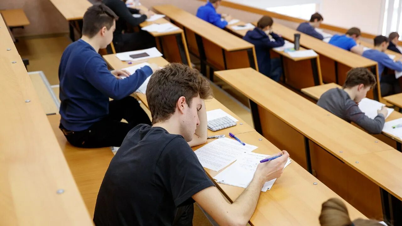 Мфти аспирантам. Мфти студенты. студенты аспиранты. первокурснику мфти. студенты физтеха.