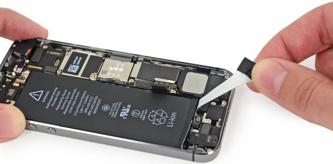 Iphone 5s батарея. Батарея на айфон 5s. АКБ айфон 5s. Iphone 5s Battery Replacement.