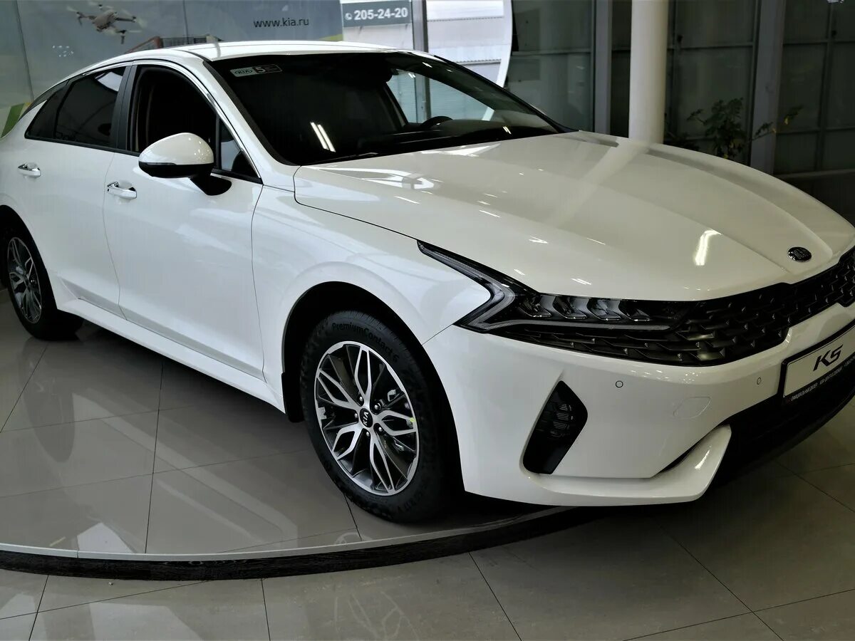 Купить новую киа к5. Kia k5 III, 2020. Kia k5 белая. Kia k5 белый перламутр. Kia k5 2020 White.