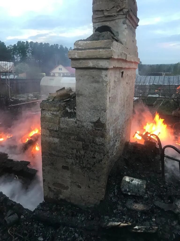 В нижнем тагиле авария вчера на вагонке ул. Что произошло в тагиле. Дтп нижний тагил 24 декабря. Дтп на красном камне нижний тагил. Перекресток нижний тагил.