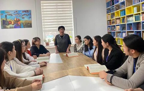 Писканың студиялық фотосуреттері