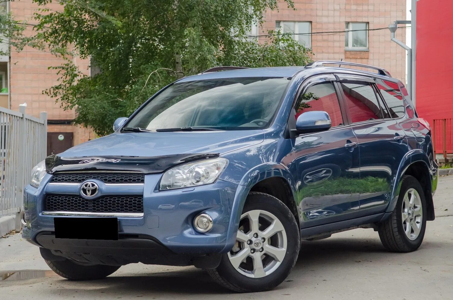 Рав 4 в россии. Toyota rav4 2011. Тойота рав 4 2011. Рав 4 2012. Тойота рав 4 4 кузов.