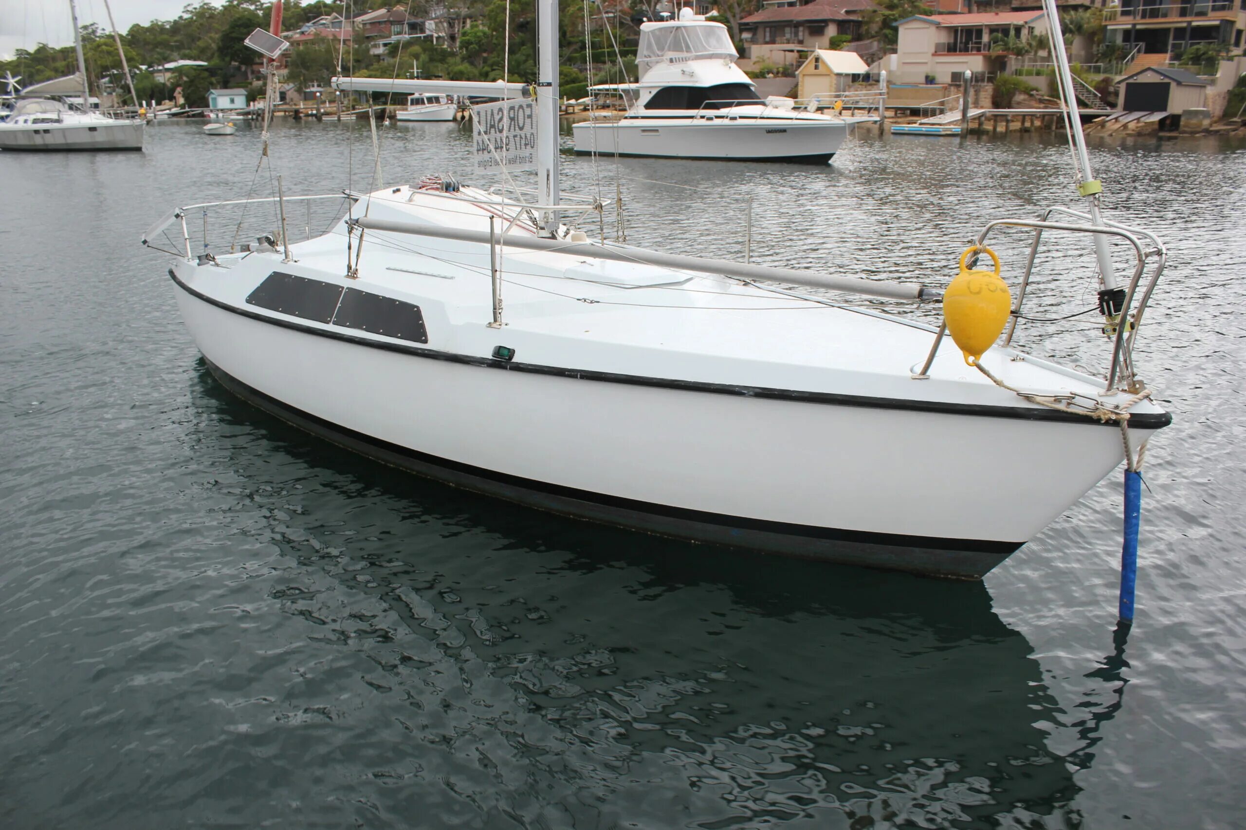 Лодка парусная козий скиф. Яхта maxi 77. Трап сходня для яхты. Лодка 77. Marieholm 32 sailboat.