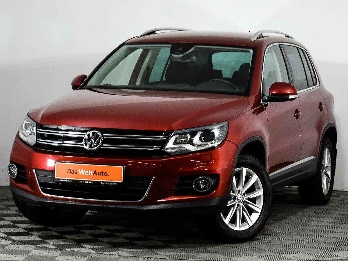 Джип Фольксваген Тигуан. VW Tiguan 2.0 Restyling. Фольксваген Тигуан 2011 2017 красный. Фольксваген Тигуан красный. Цена фольца