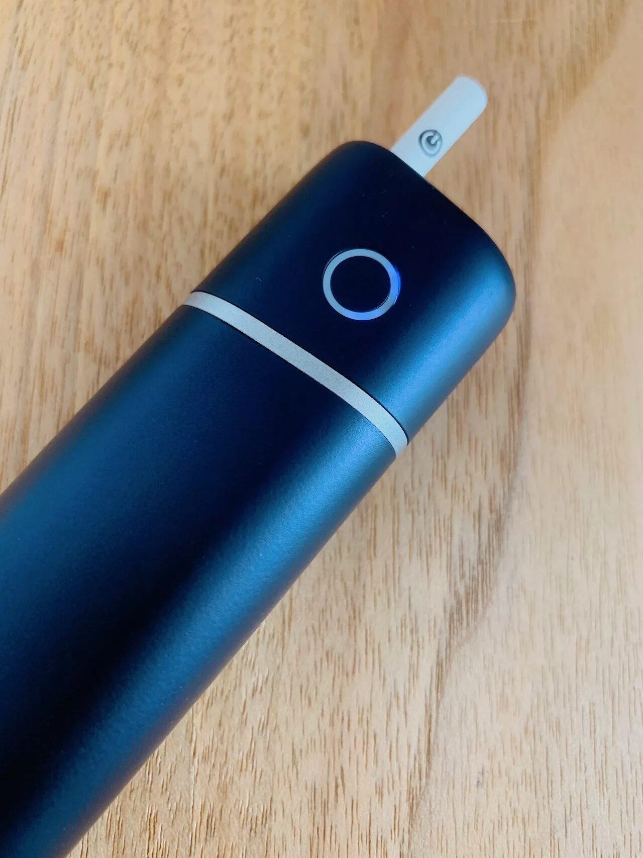 Купить электронную гло. Glo Pro Nano. Гло электронная сигарета синий новый. Glo model g101. Гло электронная сигарета синяя.