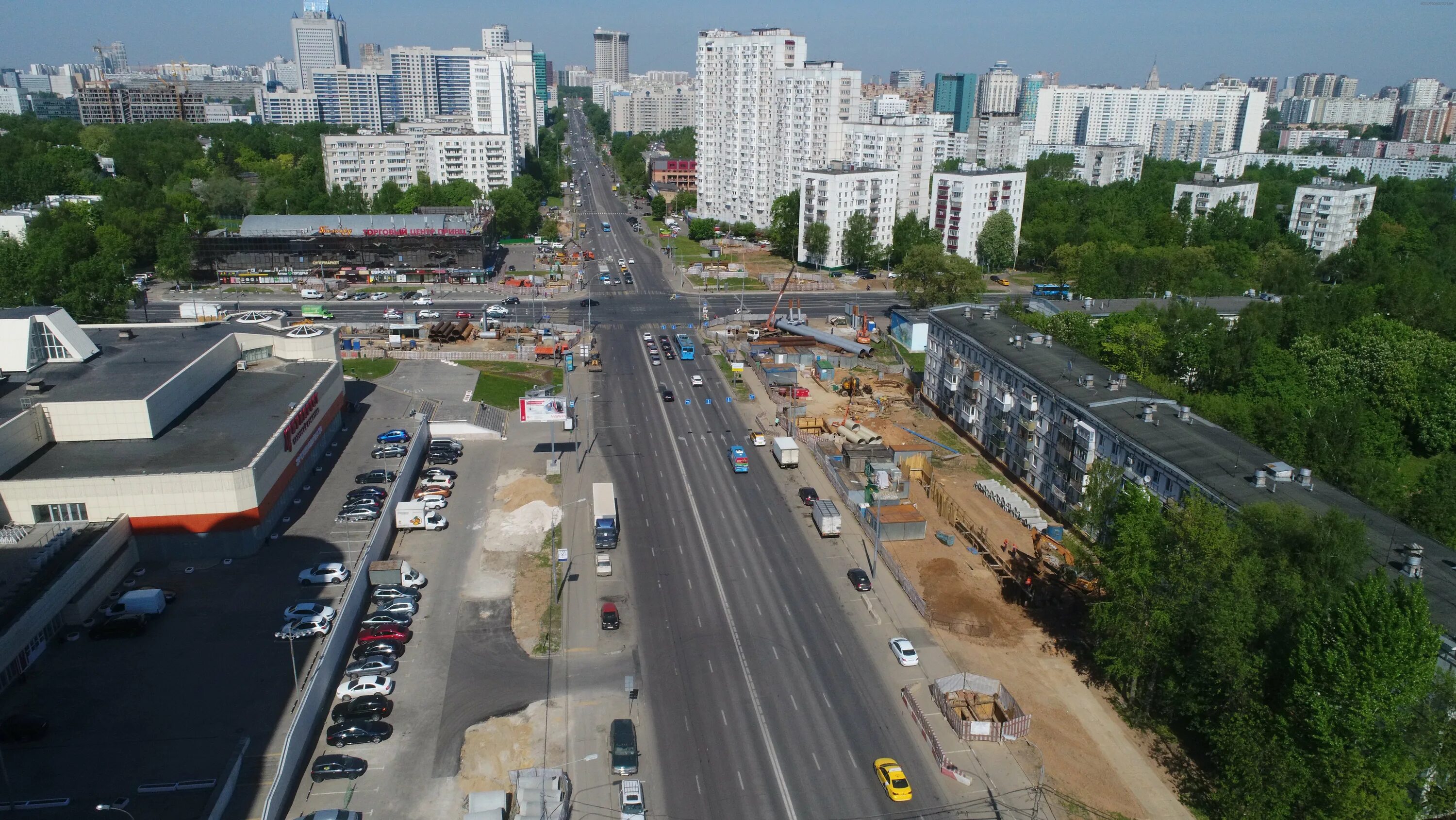 Улица зюзина. Станция Зюзино. Зюзино (станция метро). Станция метро Зюзино Москва. Станция Зюзино БКЛ.