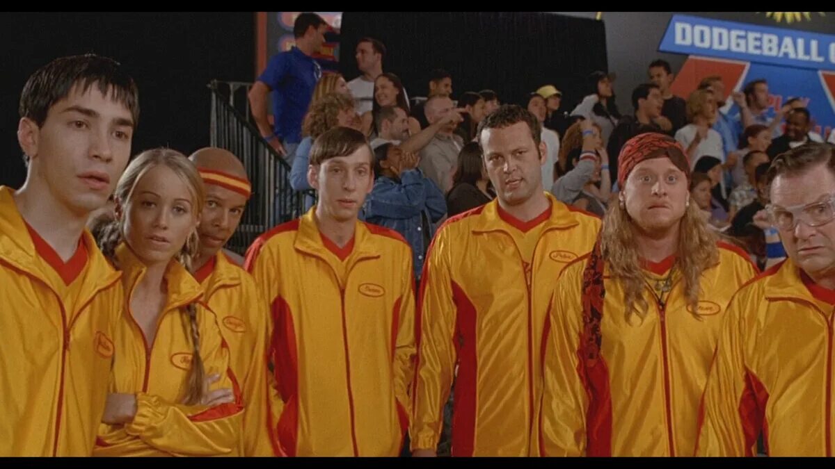 Вышибала 2004. Вышибала постер. Плакат вышибалы. Dodgeball: a true underdog story, 2004. Вышибалы фото.